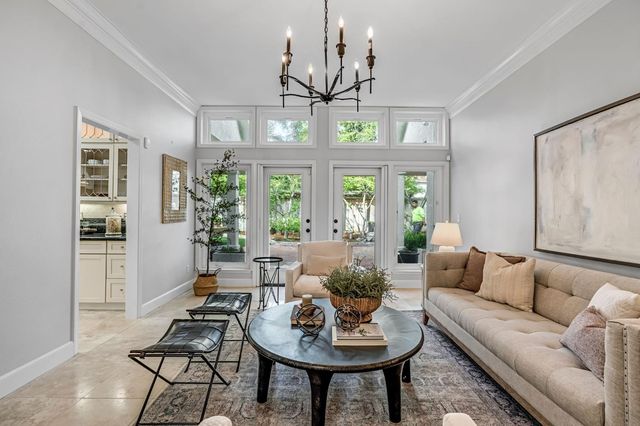 294 W Canadian Avenue, Fresno, CA 93711