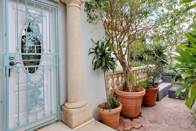 11 SANTA ANA STREET, San Juan, PR 00911