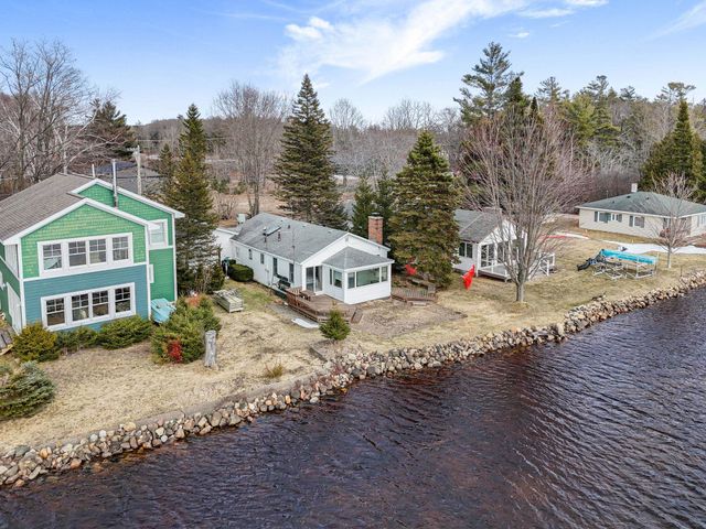 235 E Lake Mitchell Drive, Cherry Grove Twp, MI 49601