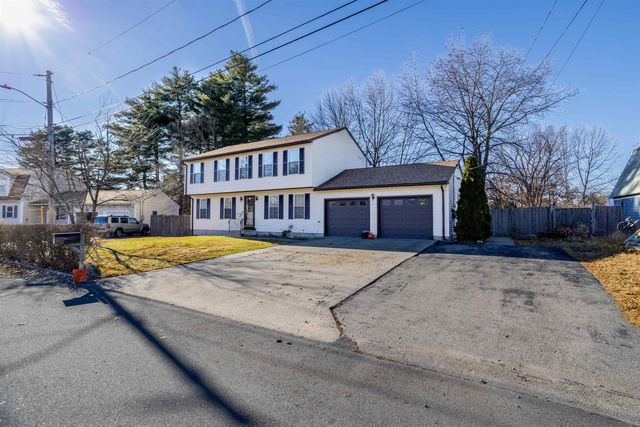 7 Robert Drive, Nashua, NH 03063