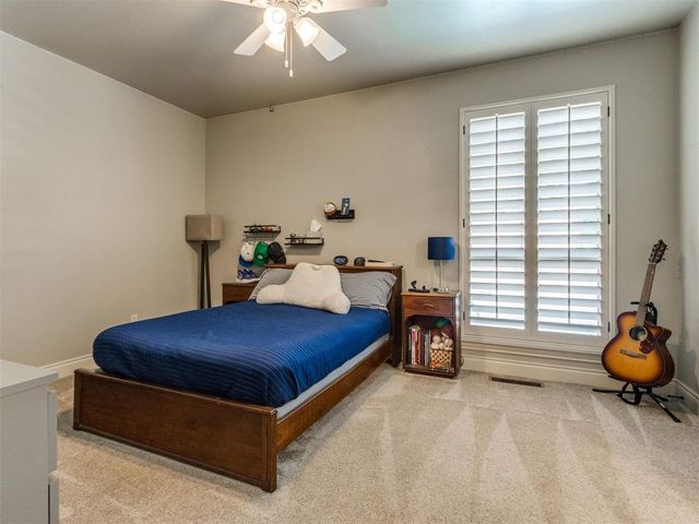 1429 Spring Creek Drive, Yukon, OK 73099