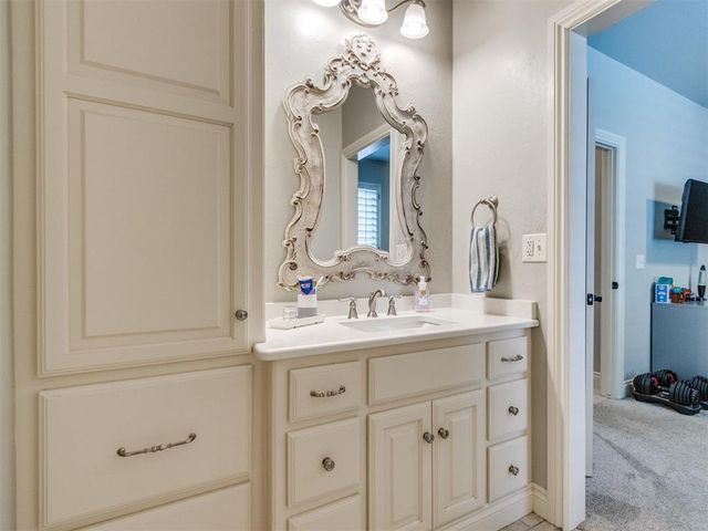 1429 Spring Creek Drive, Yukon, OK 73099