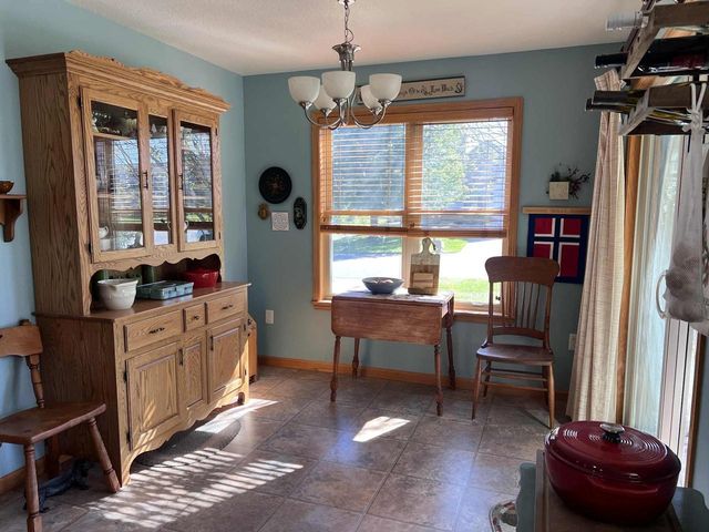 801 Derek Lane, Viroqua, WI 54665