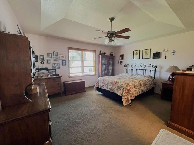 801 Derek Lane, Viroqua, WI 54665