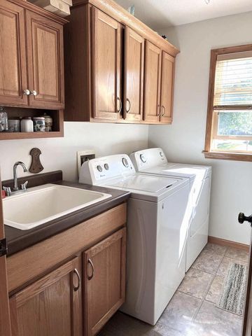 801 Derek Lane, Viroqua, WI 54665