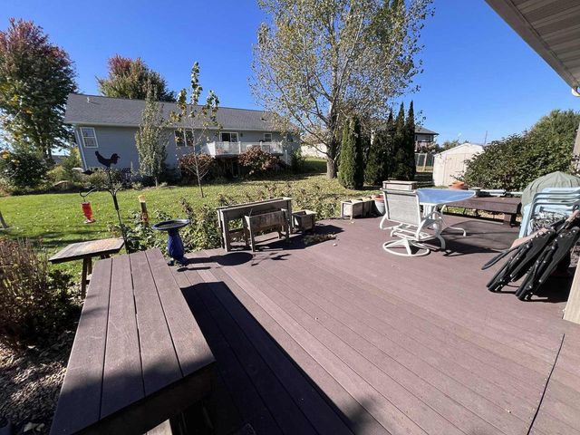 801 Derek Lane, Viroqua, WI 54665