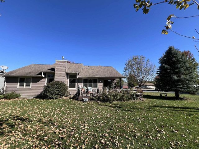 801 Derek Lane, Viroqua, WI 54665