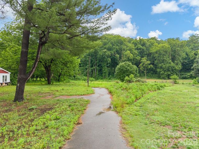 450 Orchard Street, Old Fort, NC 28762