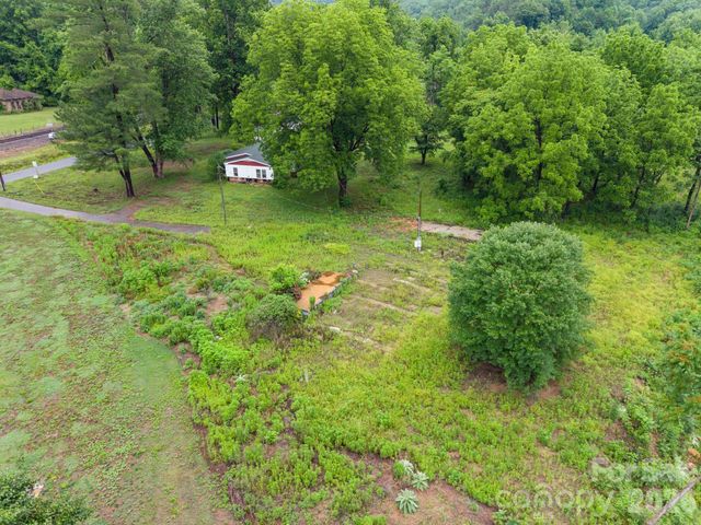 450 Orchard Street, Old Fort, NC 28762