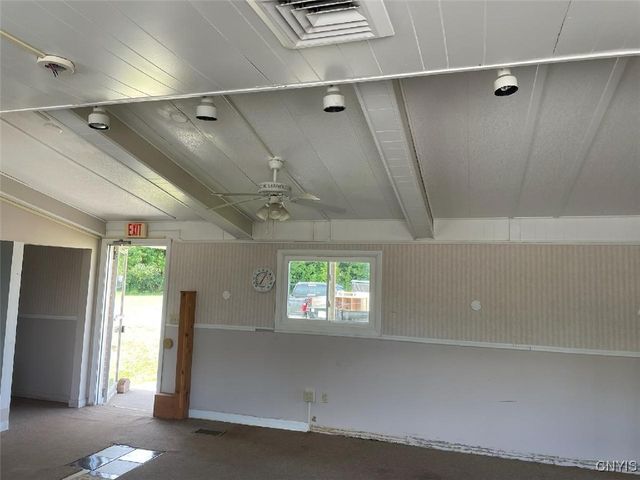 7049 State Route 12 Road, Martinsburg, NY 13367