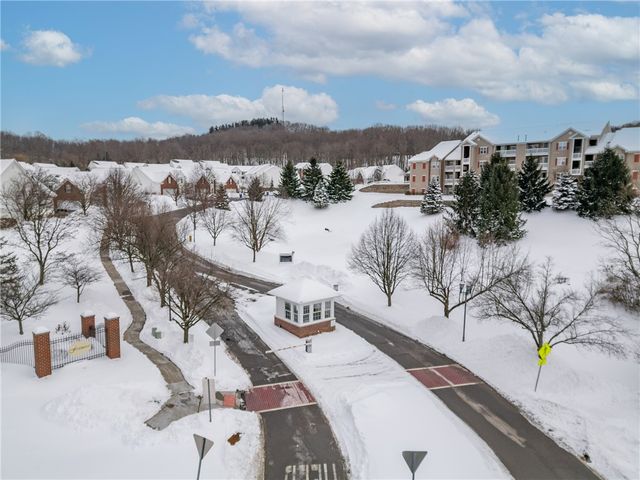 217 Stockton Ridge, Cranberry Twp, PA 16066