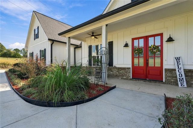 4498 Center Hill Church Road, Loganville, GA 30052