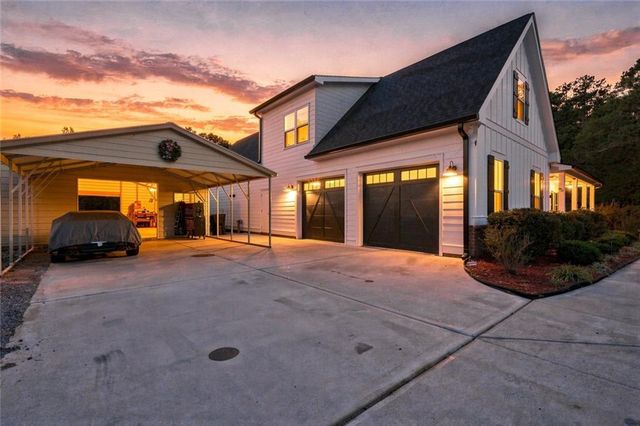 4498 Center Hill Church Road, Loganville, GA 30052