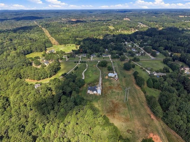 4498 Center Hill Church Road, Loganville, GA 30052