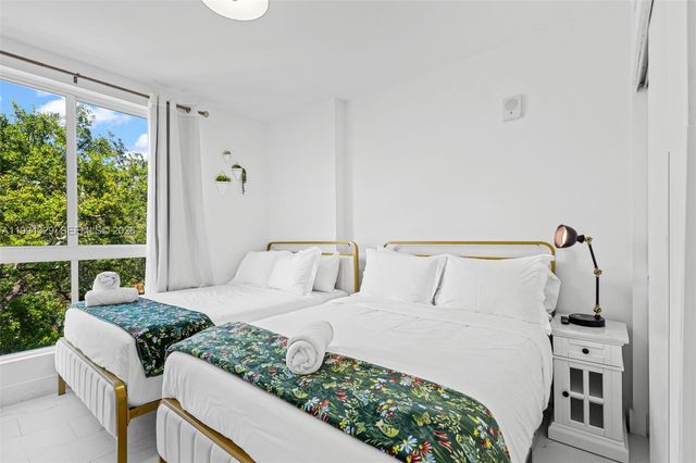 1850 Monroe Street 310, Hollywood, FL 33020