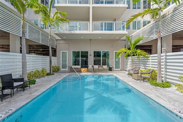 1850 Monroe Street 310, Hollywood, FL 33020