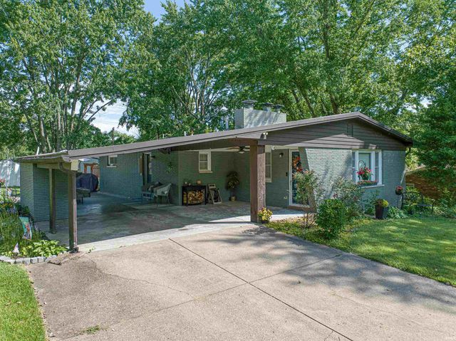 7717 Meadowview Drive, Evansville, IN 47710