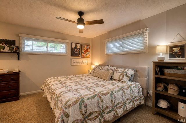 7717 Meadowview Drive, Evansville, IN 47710