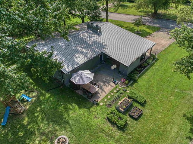 7717 Meadowview Drive, Evansville, IN 47710