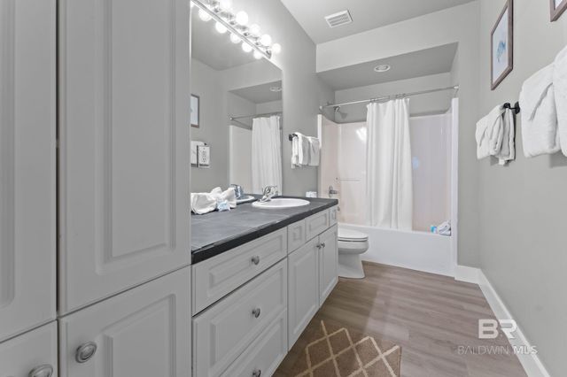 8888 Dolphin Lane, Gulf Shores, AL 36542