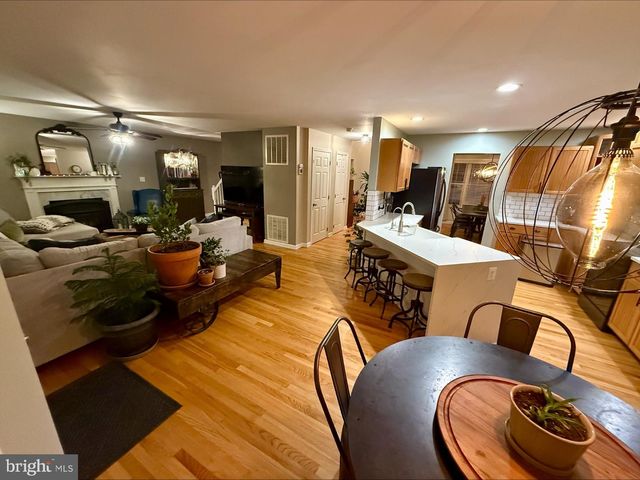 66 MASON LN, Martinsburg, WV 25404