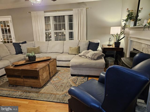 66 MASON LN, Martinsburg, WV 25404