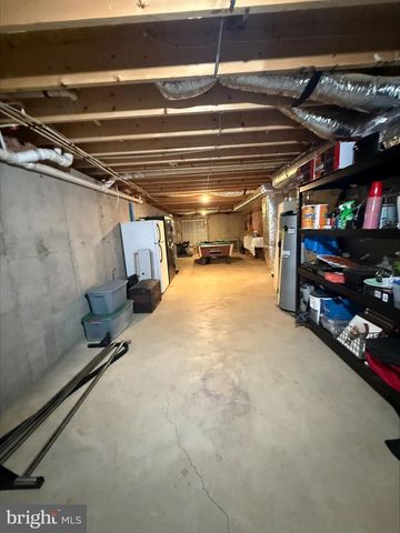 66 MASON LN, Martinsburg, WV 25404