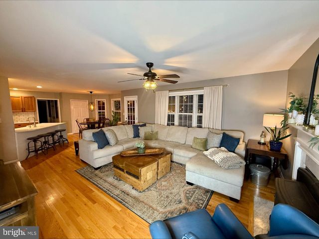 66 MASON LN, Martinsburg, WV 25404