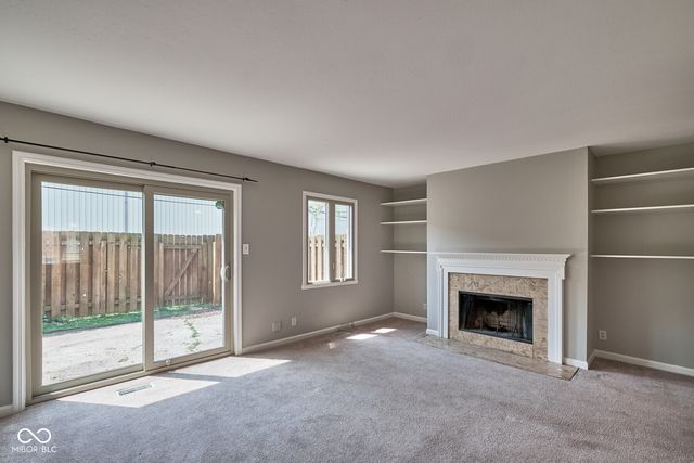 8502 Canterbury Square W, Indianapolis, IN 46260