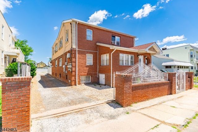 829 Allen St 4, Elizabeth City, NJ 07202