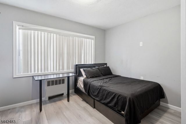 829 Allen St 4, Elizabeth City, NJ 07202