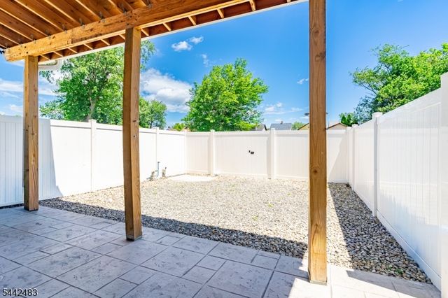 829 Allen St 4, Elizabeth City, NJ 07202