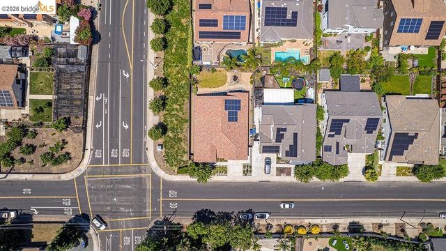 983 Dainty Ave, Brentwood, CA 94513