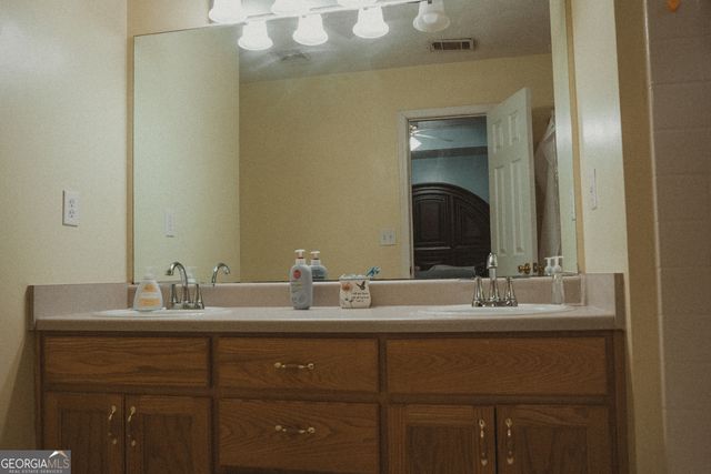 1145 Larkspur Drive, Locust Grove, GA 30248