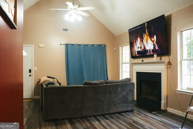 1145 Larkspur Drive, Locust Grove, GA 30248