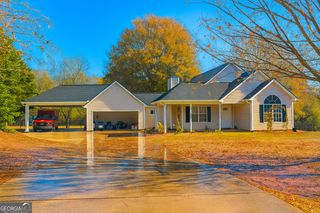 1145 Larkspur Drive, Locust Grove, GA 30248