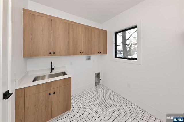 212 Monroe Avenue, River Edge, NJ 07661