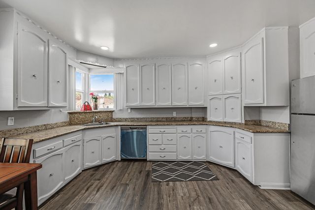 5707 Carberry Ave, Oakland, CA 94609