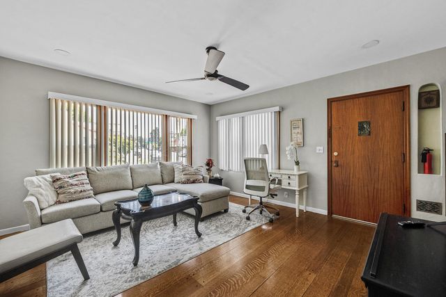 5707 Carberry Ave, Oakland, CA 94609