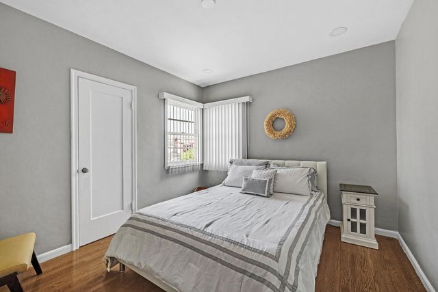 5707 Carberry Ave, Oakland, CA 94609