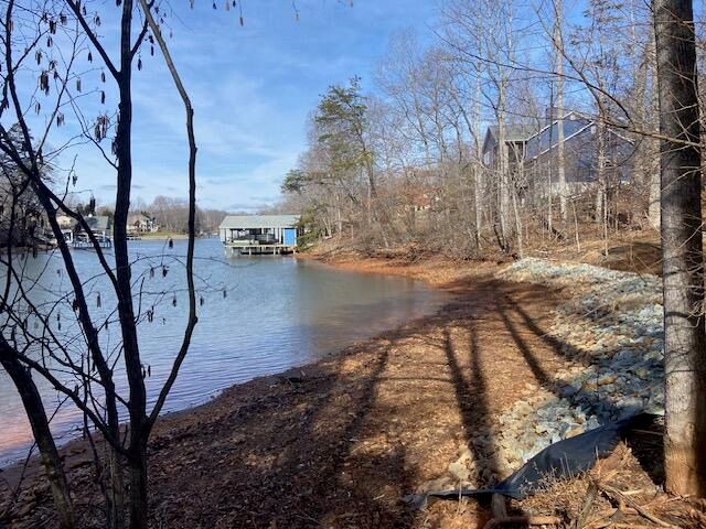 Lot 9 Watch Tower DR, Moneta, VA 24121