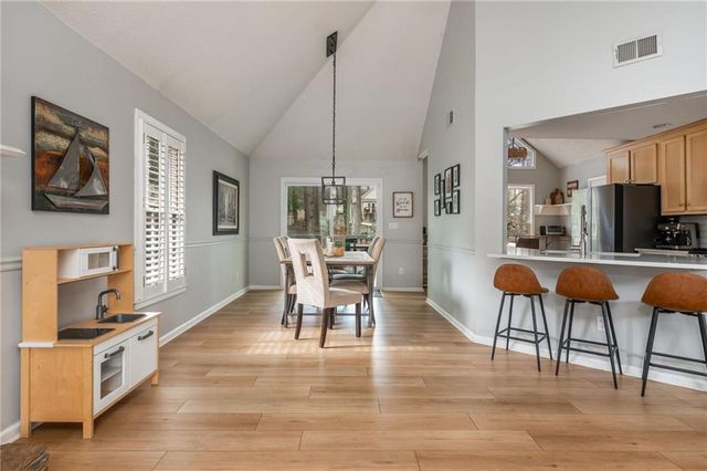 414 Etowah Valley Way, Woodstock, GA 30189