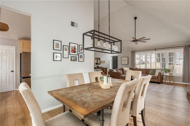 414 Etowah Valley Way, Woodstock, GA 30189