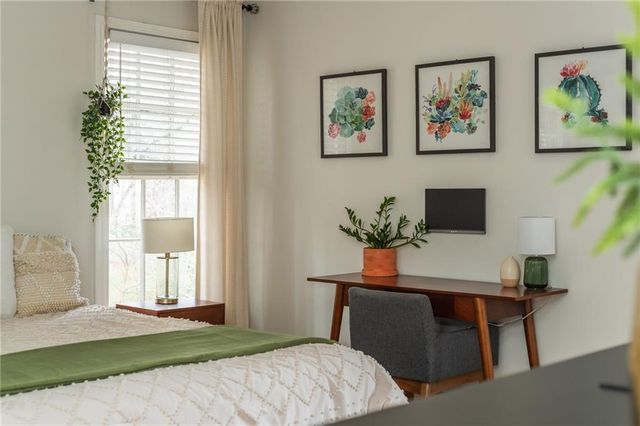 414 Etowah Valley Way, Woodstock, GA 30189