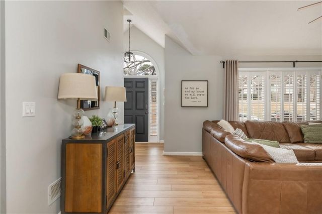 414 Etowah Valley Way, Woodstock, GA 30189