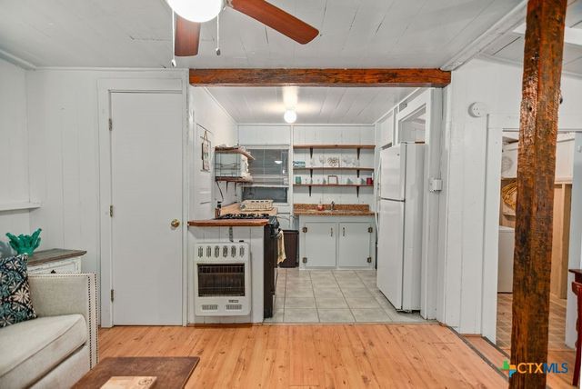 190 La Lucia Street, Port Lavaca, TX 77979