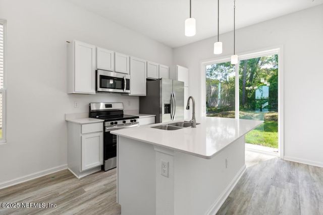 171 COUGAR Road, Jacksonville, FL 32220