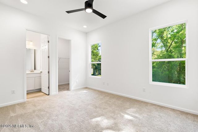 171 COUGAR Road, Jacksonville, FL 32220
