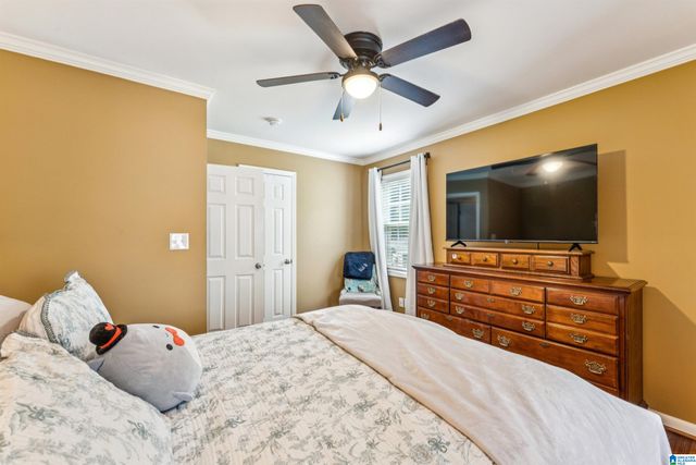 8364 KENT AVENUE, Leeds, AL 35094
