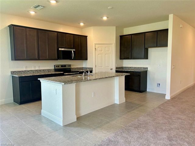 2121 NW 27th ST, Cape Coral, FL 33993